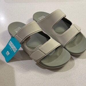 Reef Cream and Gray Sandals